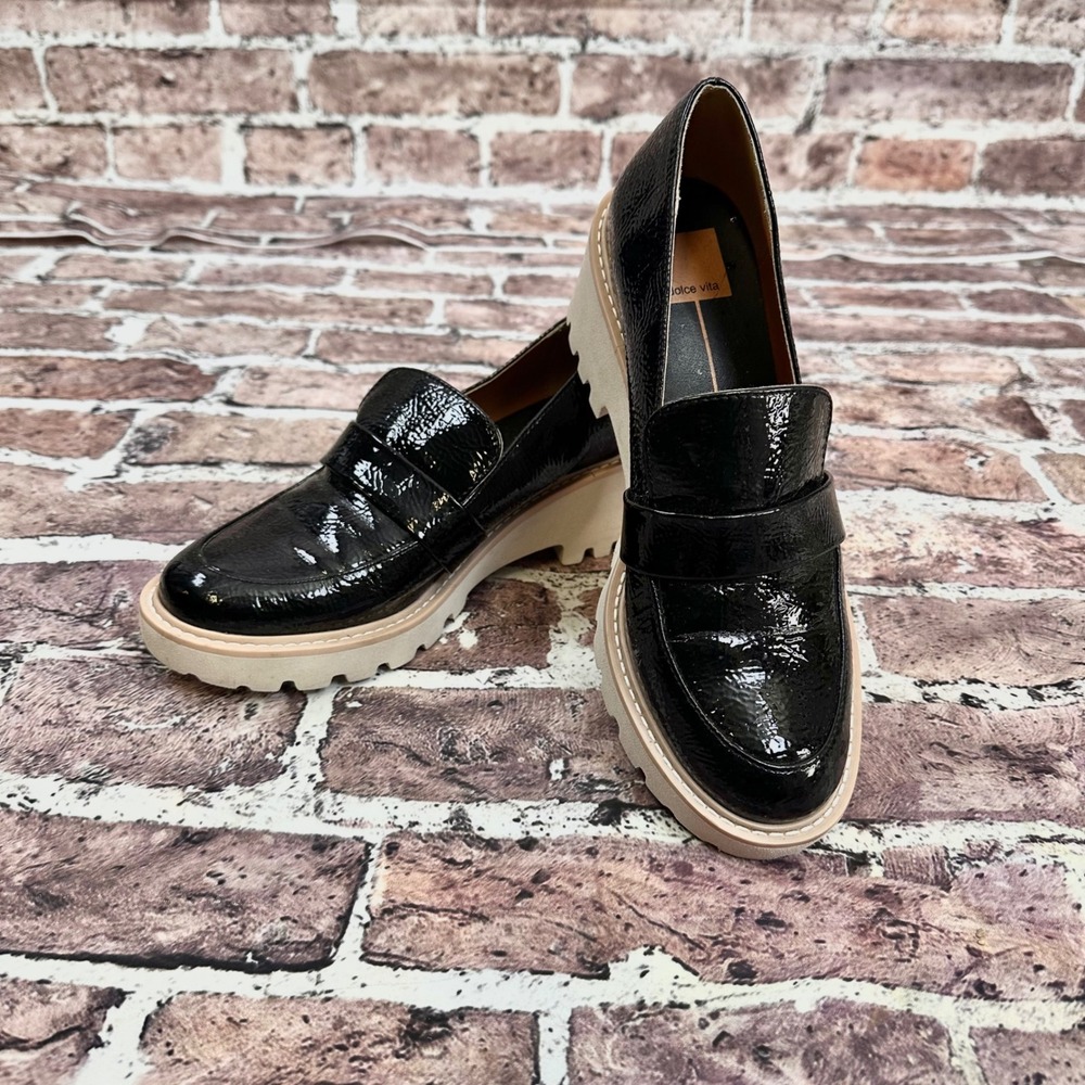 Dolce Vita Henri Black Patent Lug Sole Loafers‎ Women Size 8M